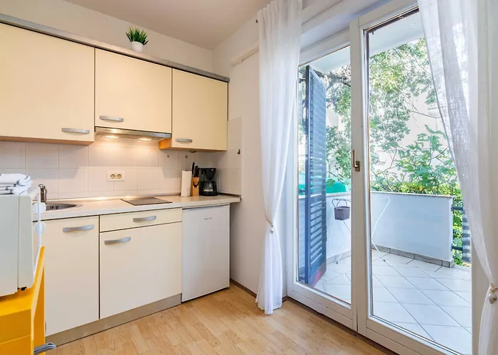 Franka, Malinska, Vantacici, Island Krk Apartamento *
