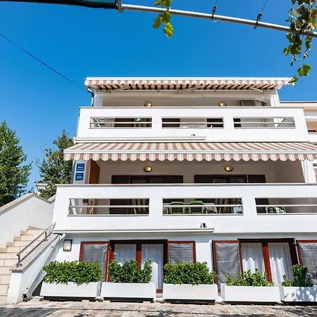 Franka, Malinska, Vantacici, Island Krk