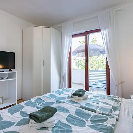 Appartement Franka, Malinska, Vantacici, Island Krk